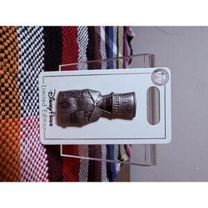 Disney WDW Hatbox Ghost as Tiki Haunted Mansion LE 3000 Pin NOS